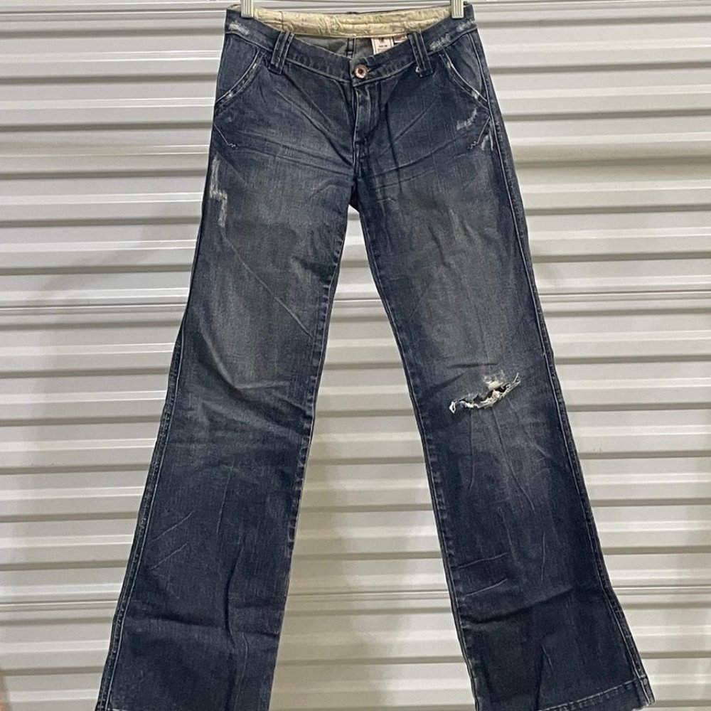 !It Women's flare jeans